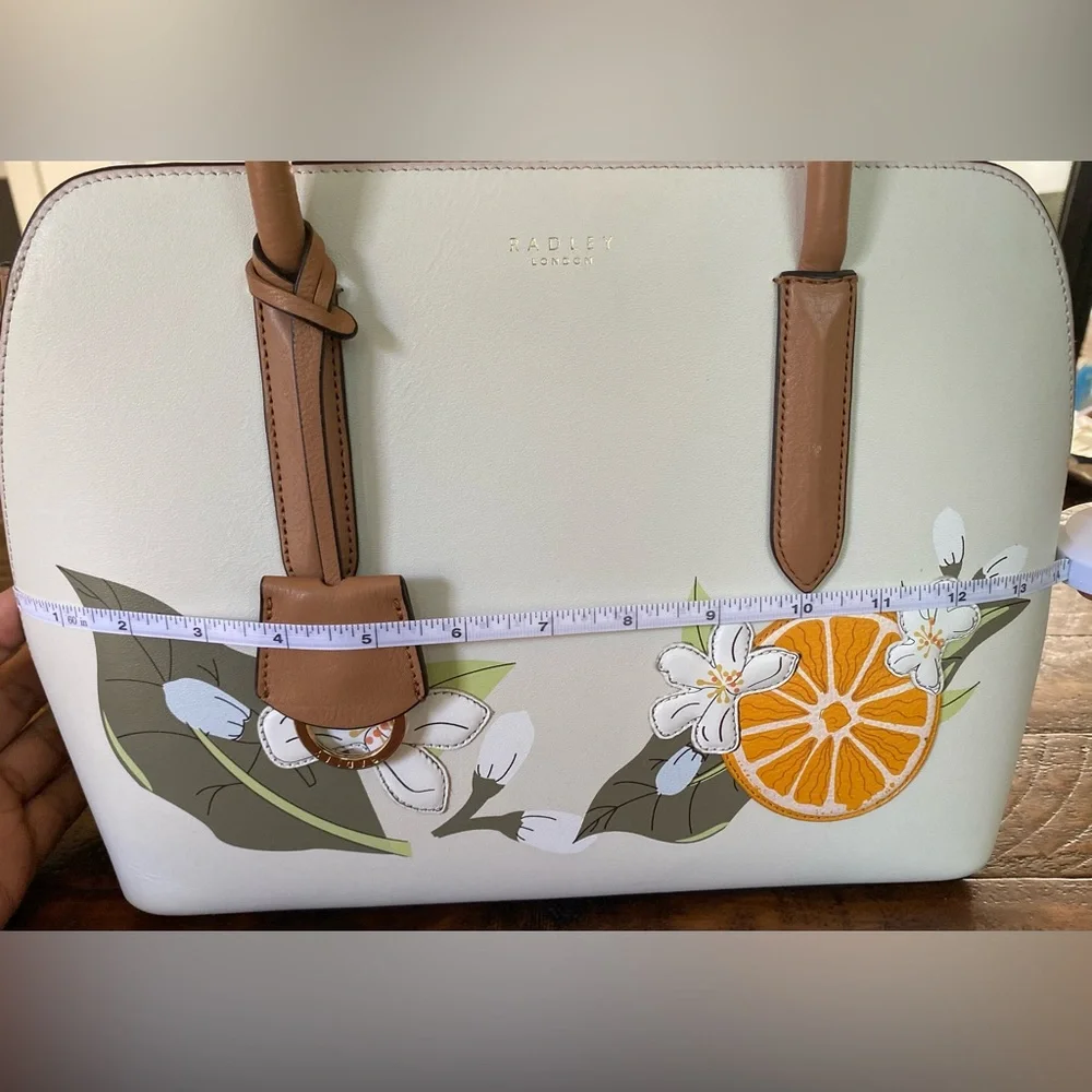RADLEY LONDON white structured